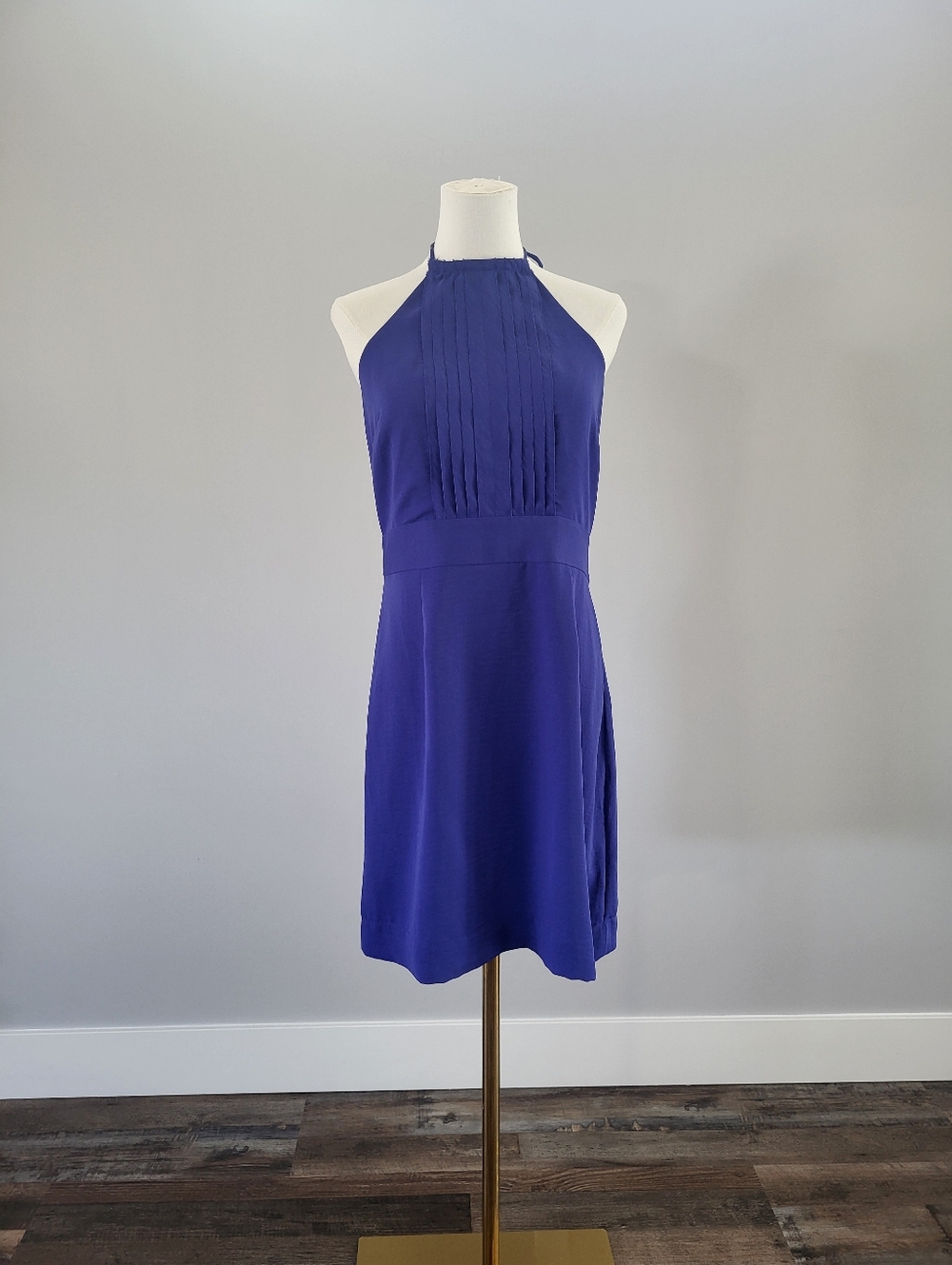 Banana Republic Blue Halter Dress Pleated Front Tie Back Size 6